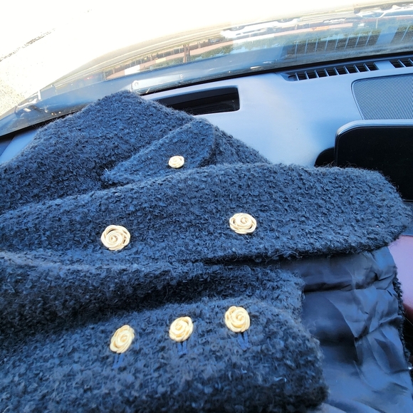 2 Piece Wool Skirt Suit - Petit Size 00 - Picture 2 of 16